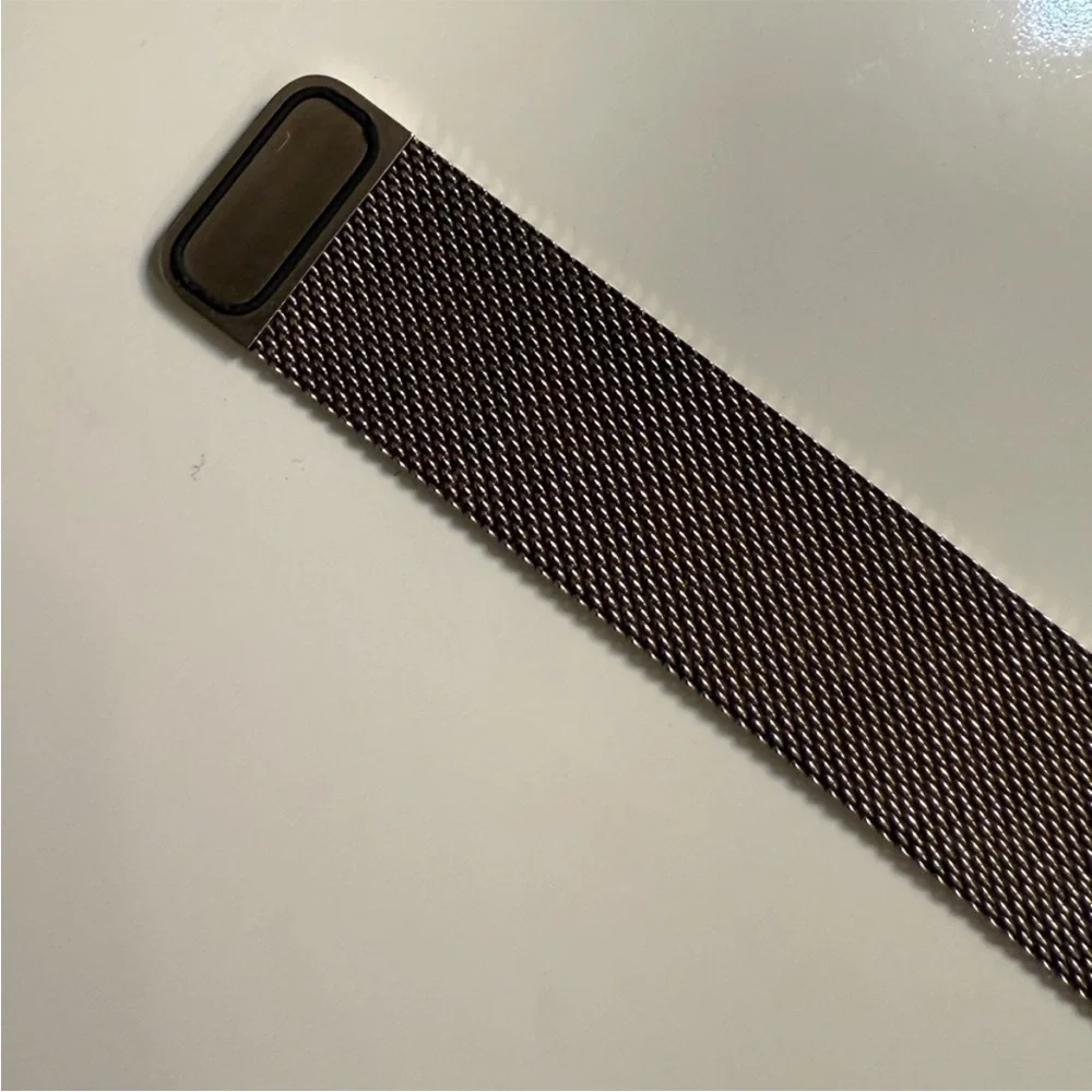 Gold Apple Watch Mesh loop Band